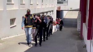 Adana’da fuhuş operasyonu: 9 tutuklama