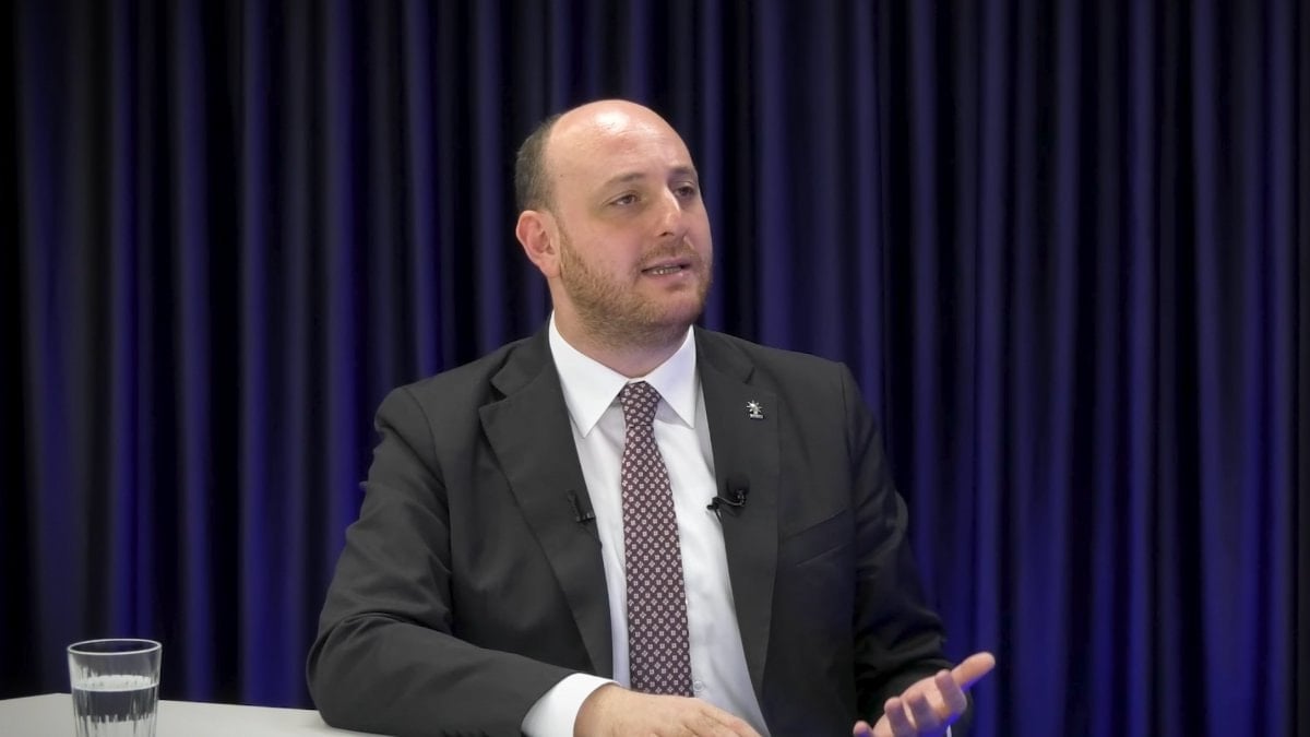 Ahmet Büyükgümüş, Özgür Özel’in erken seçim çıkışlarını değerlendirdi