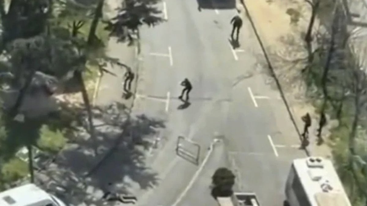 Akın Gürlek duyurdu: Levent’teki saldırıya ilişkin 198 şüpheli gözaltına alındı