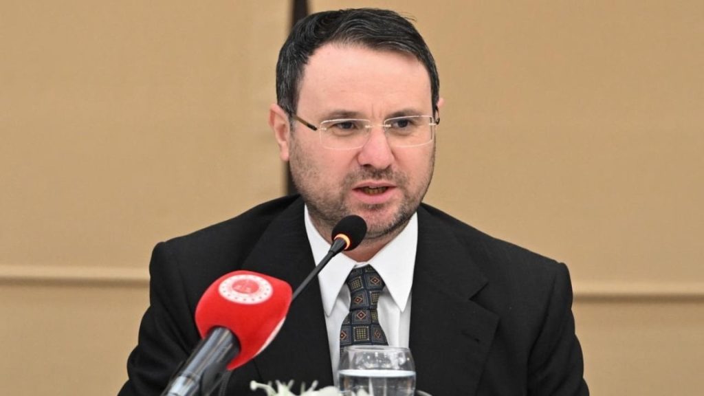 Akın Gürlek duyurdu: Sosyal medyada sahte hesaplar kapatılıyor