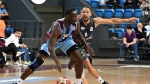 Aliağa Petkimspor, Trabzonspor karşısında galip geldi