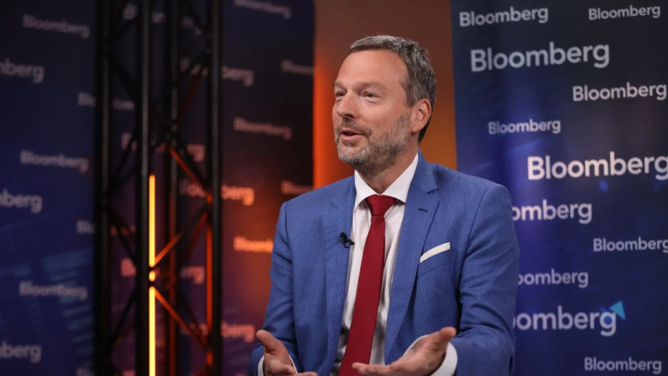 AMB yetkilisine göre savaş sürerse birkaç faiz artırımı olabilir