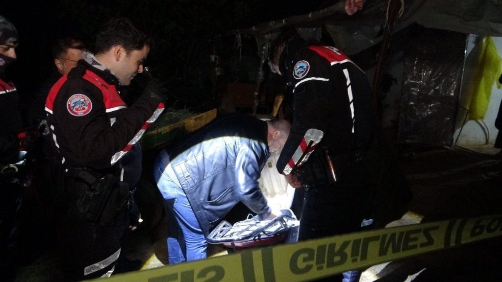 Antalya’da 25 yaşındaki eşini katletti