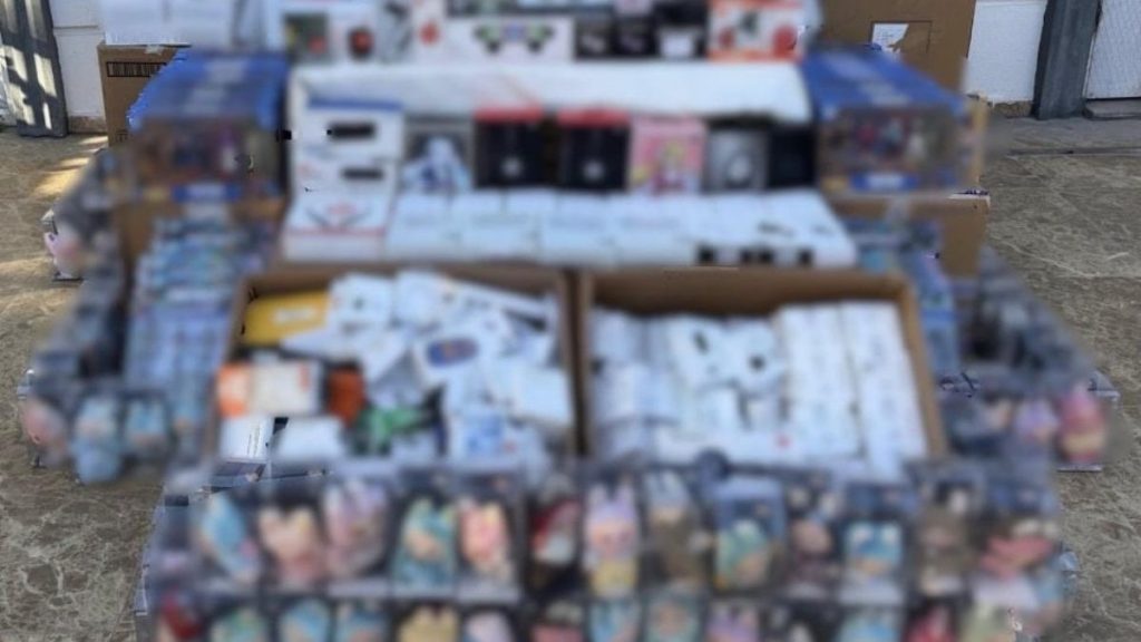 Antalya’da 3,5 milyon liralık kaçak eşya ele geçirildi