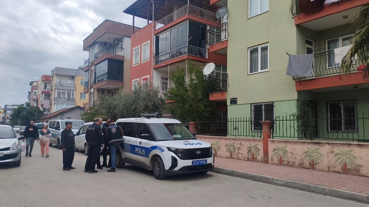 Antalya’da kendisinden haber alamayan adam evinde ölü bulundu