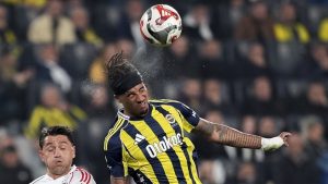 Archie Brown: Hocamız ofansif oynamamızı istiyor