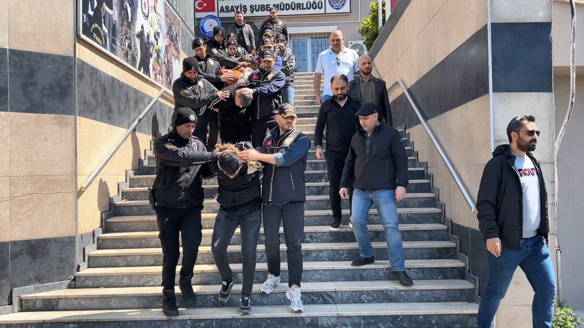 Bakırköy siber suç ağı operasyonu: 44 şüpheliye gözaltı kararı