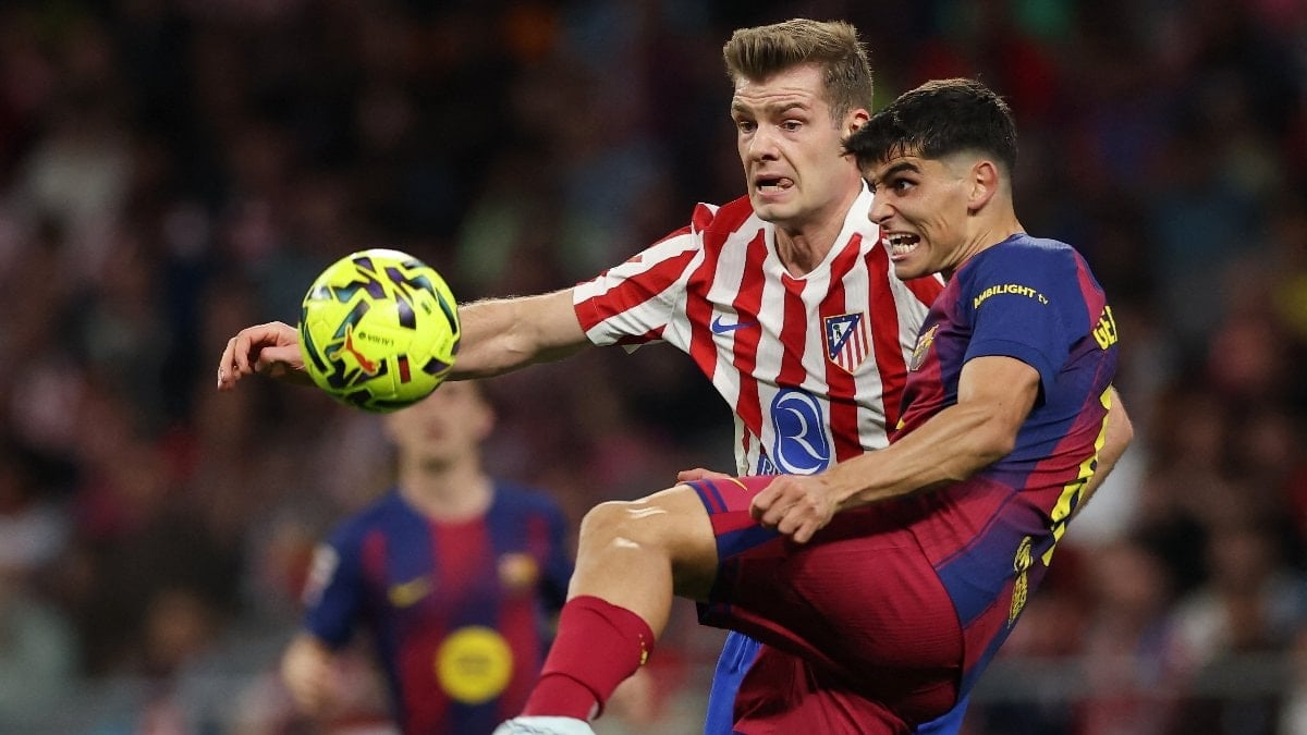 Barcelona, deplasmanda Atletico Madrid’i yenerek arayı açtı