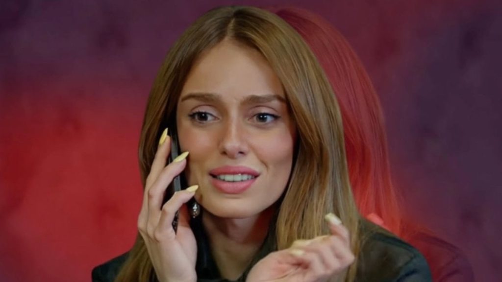 Bestemsu Özdemir oğlu Sarp Marco’yla galada: Yeni çantam