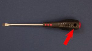 Bir yere asmak için değil: Tornavida sapındaki o deliğin asıl amacı buymuş