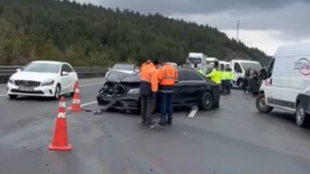 Bolu’da 10 araç birbirine girdi: 6 yaralı