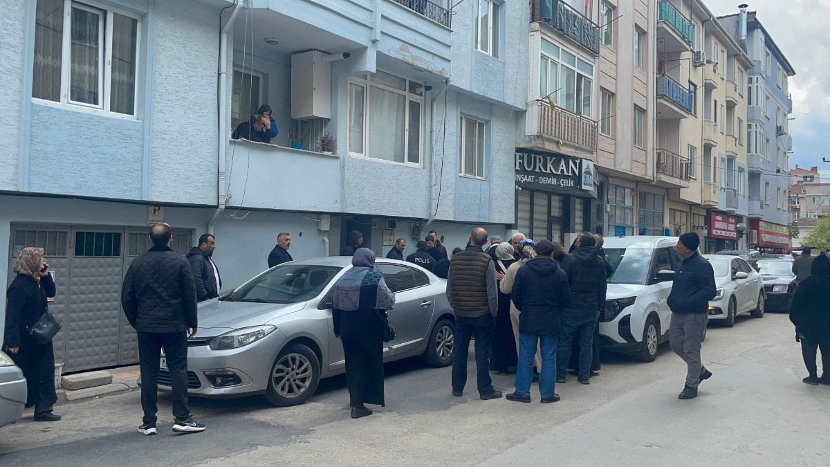 Bursa’da 65 yaşındaki kadın evinde boğazı kesilerek öldürüldü