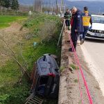 Bursa’da zincirleme kaza: Araçlardan biri dereye uçtu