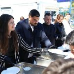 Çeşme Belediyesinden okullara sosyal alan desteği