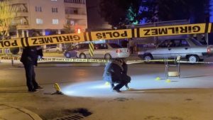 Çorum’da cami önünde silahlı saldırıya uğrayan kişi yaralandı