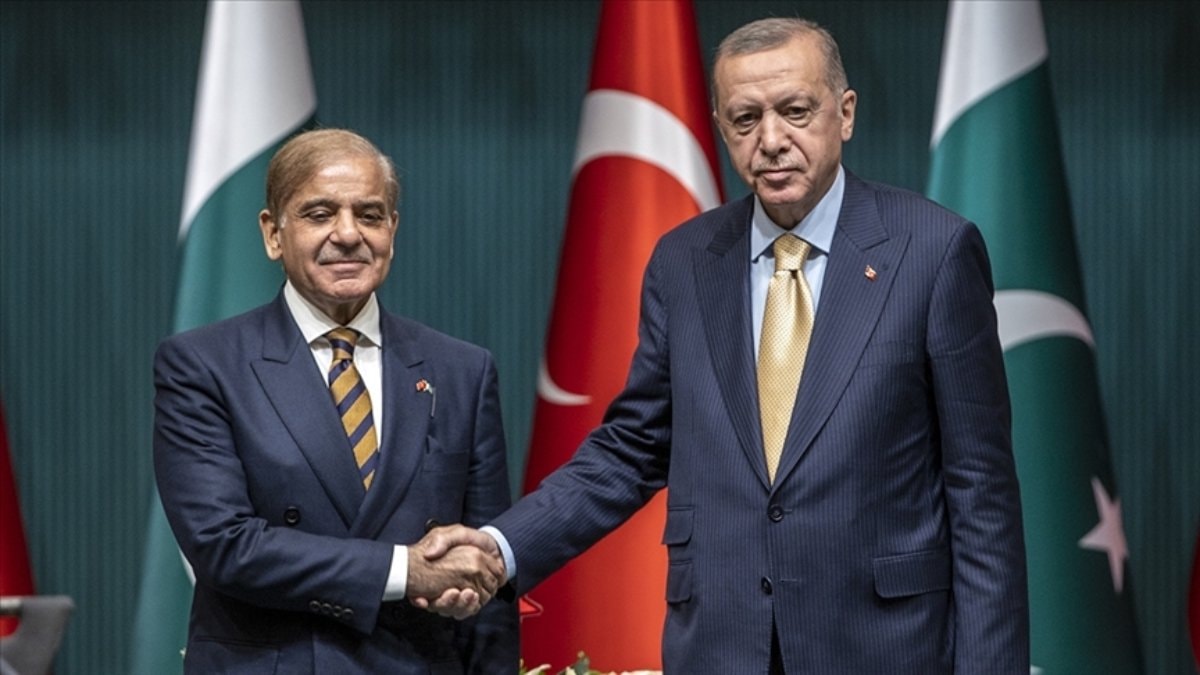 Cumhurbaşkanı Erdoğan, Pakistan Başbakanı ile görüştü