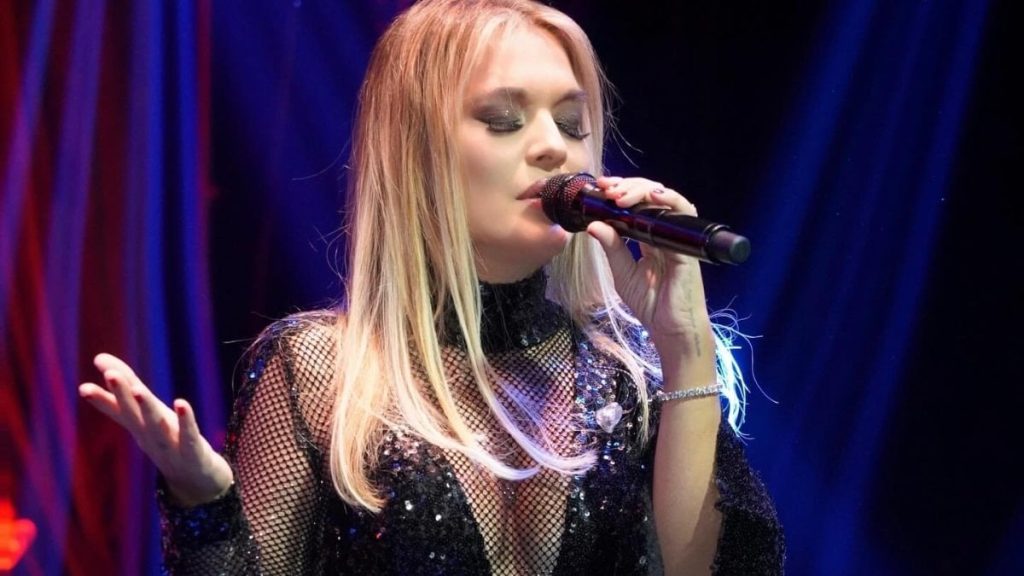 Demet Akalın dolandırıcılara sinirlendi: Bu nasıl bir gerizekalılıktır