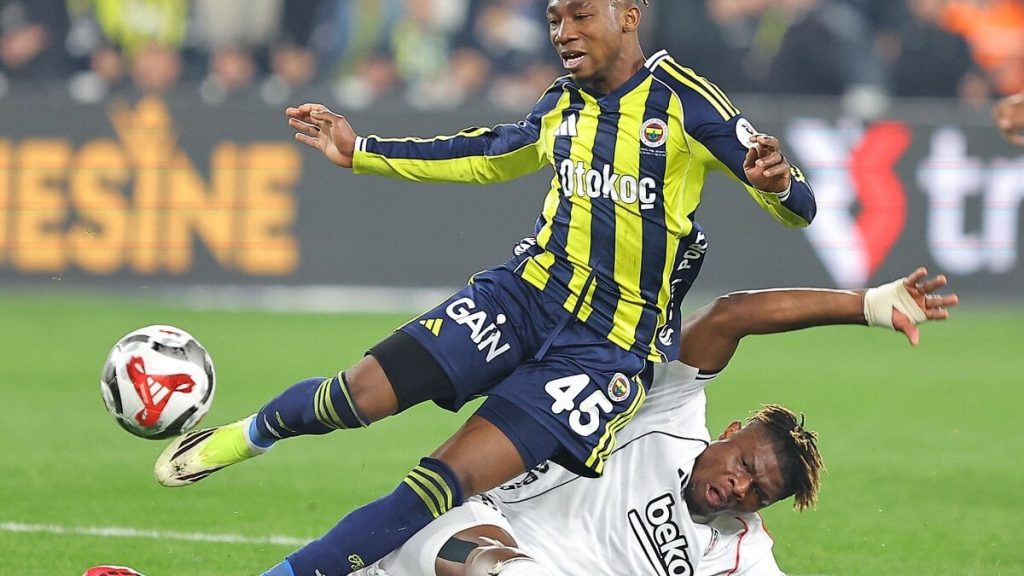 Derbide verilen penaltı IFAB kurallarına göre uygun bulundu