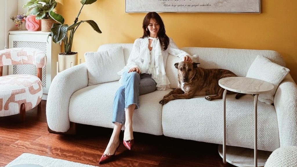 Direk dansı öğrendi! Seray Kaya video paylaştı