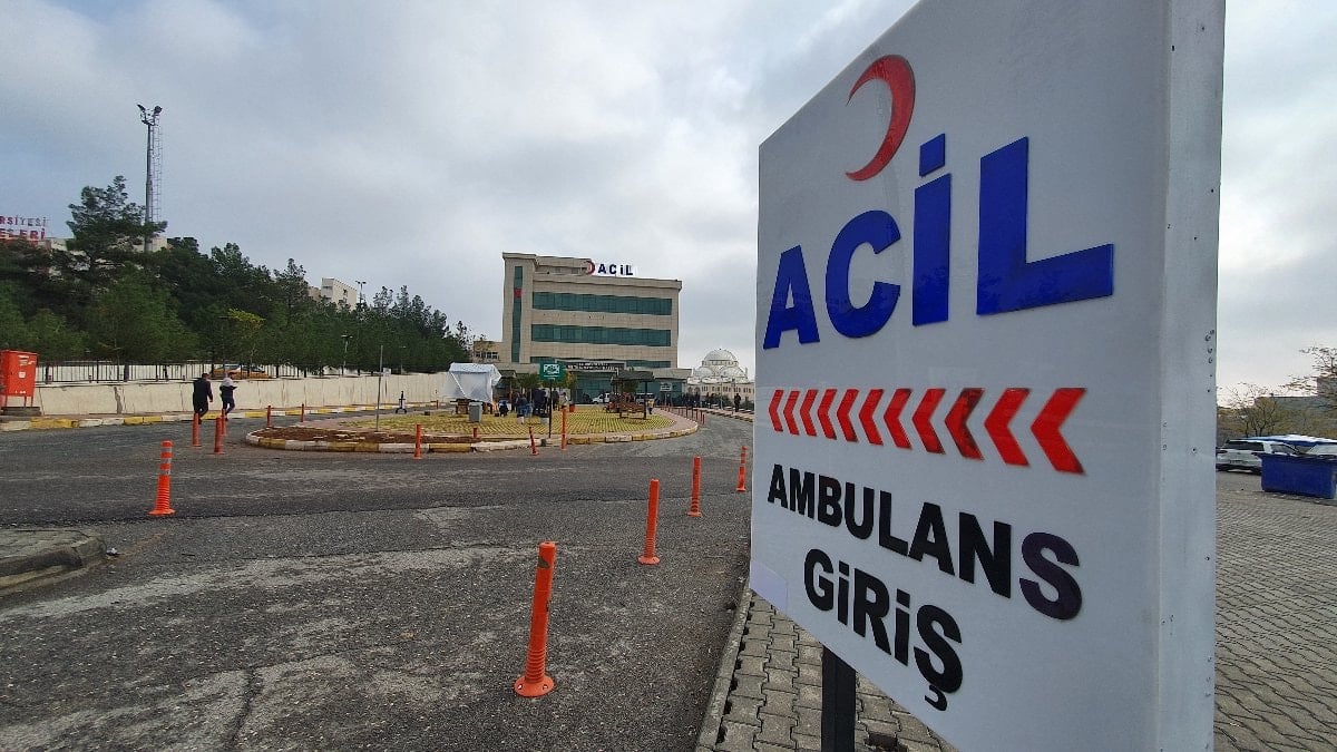 Diyarbakır’da kayanın altında can verdi