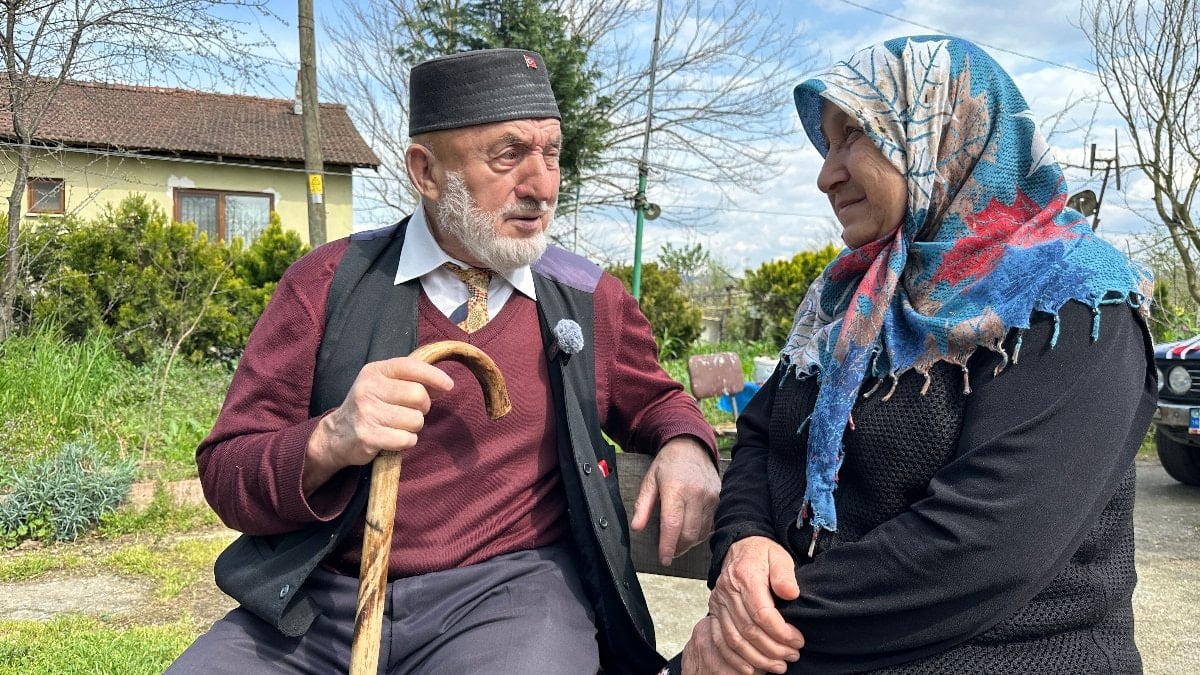 Düzceli Adem Dede’den eşi için yıllara meydan okuyan aşk gösterisi