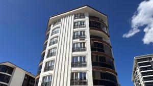 Edirne’de 11 yaşındaki çocuk balkondan düştü