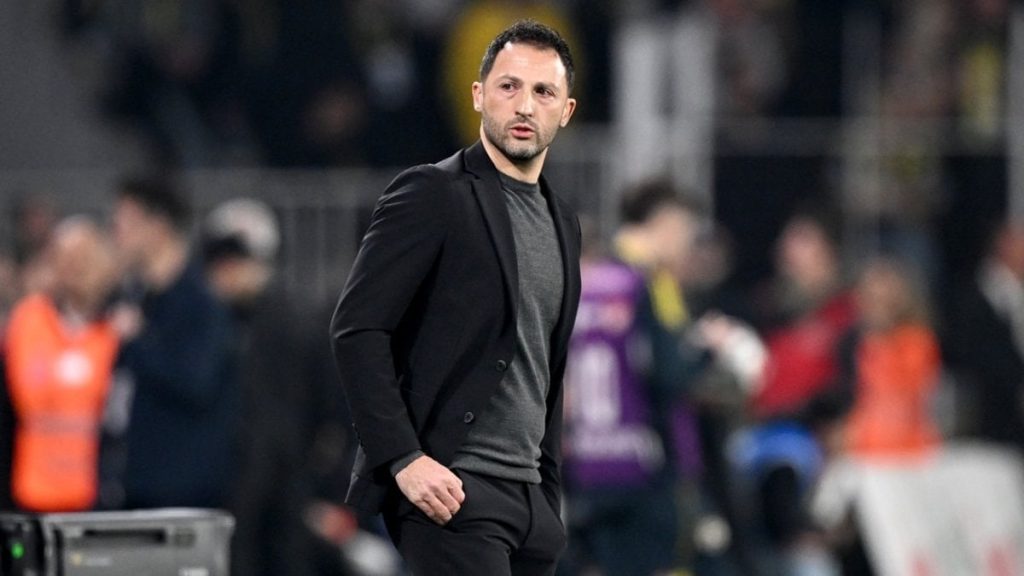 Fenerbahçe derbilerde 13 puan topladı