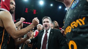 Galatasaray, Dörtlü Final için sahaya çıkıyor