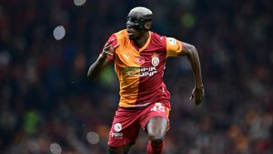 Galatasaray’a Victor Osimhen için doktor uyarısı geldi