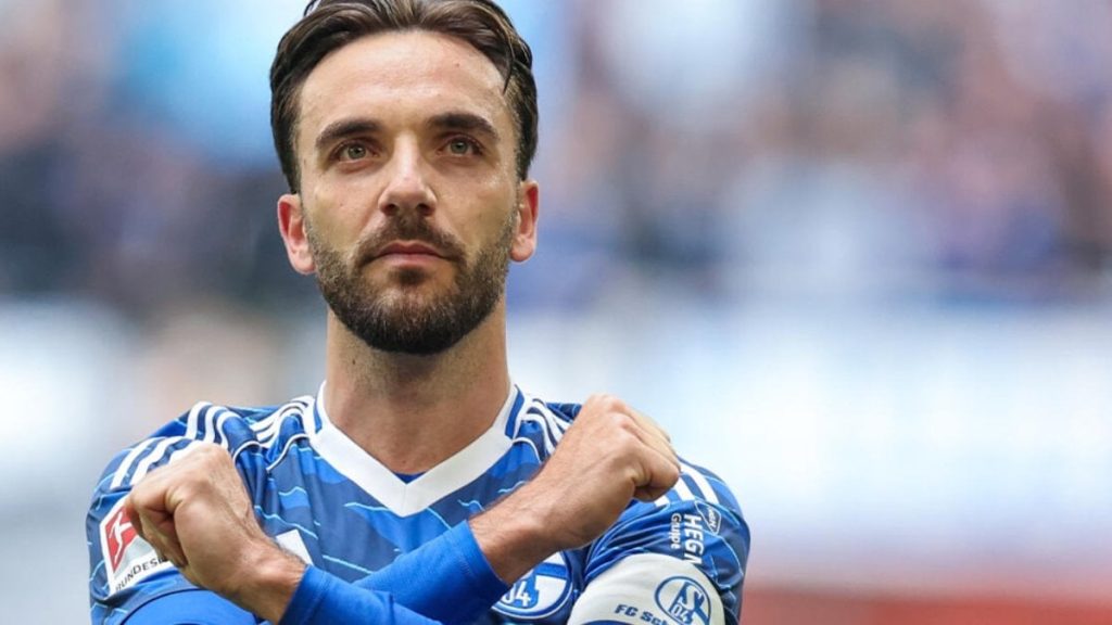 Galibiyet golü Kenan Karaman’dan! Schalke, adım adım Bundesliga’ya