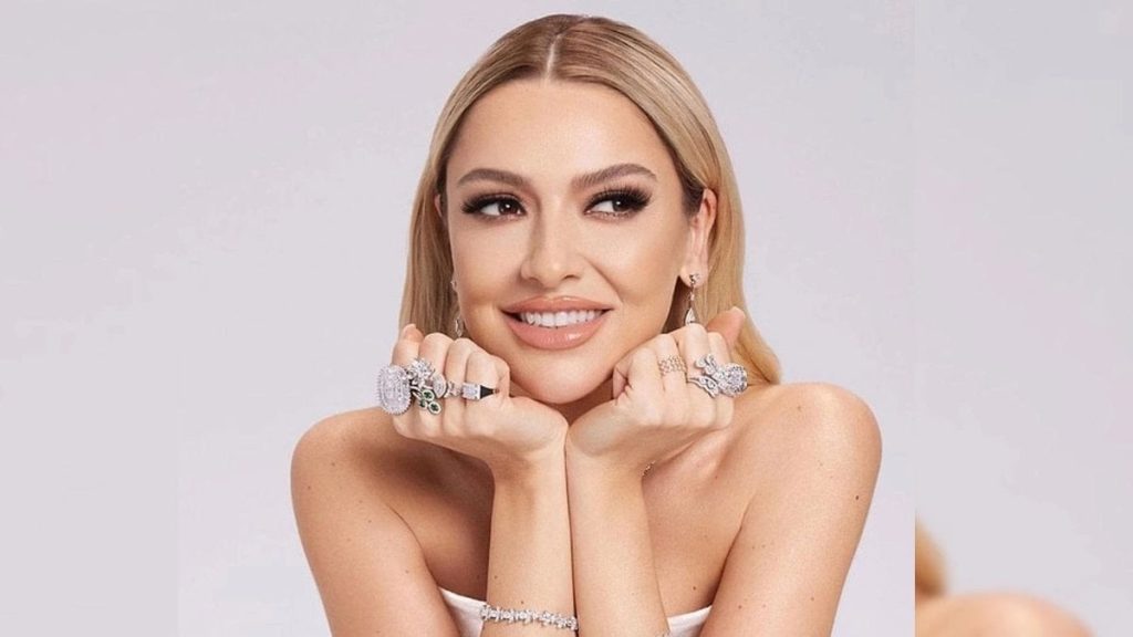 Hadise ile Sinan Burhan arasında “kıyafet” tartışması
