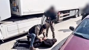 Hakkari’de zehir tacirlerine darbe