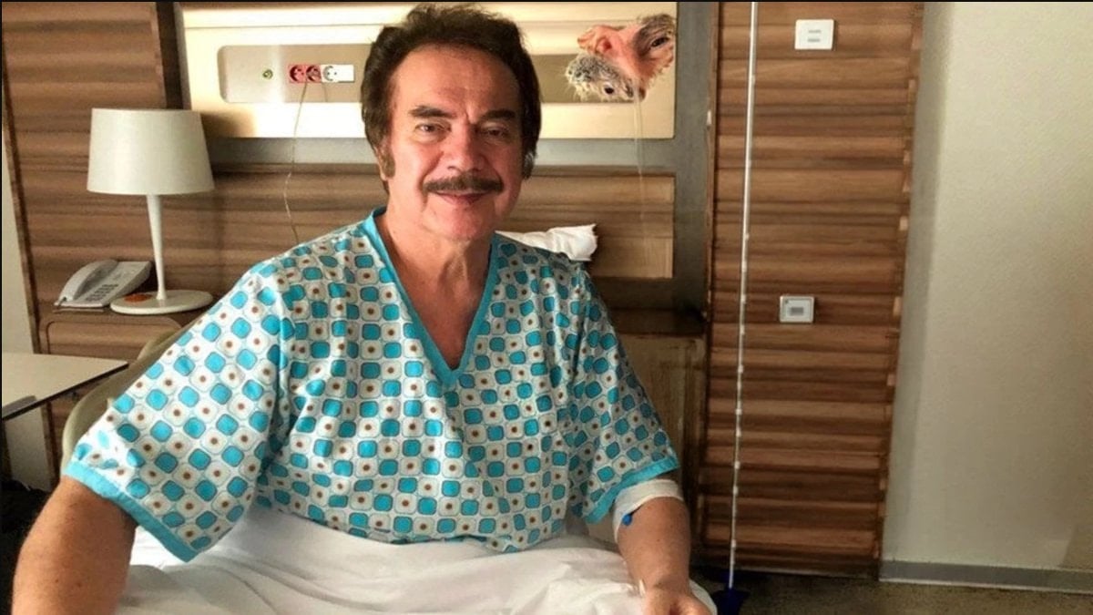 Hastaneye kaldırılmıştı! Orhan Gencebay’dan yeni kare geldi