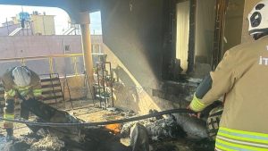 Hatay’da evin balkonundan yükselen alevler korkuttu