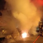 Hatay’da park halindeki otomobil yandı