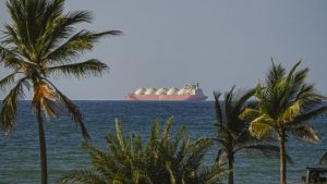 Hürmüz’de LNG gemilerinden ‘U’ dönüşü