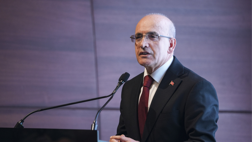 “İhracat, jeopolitik gelişmeler ve olumsuz takvim etkisiyle geriledi”