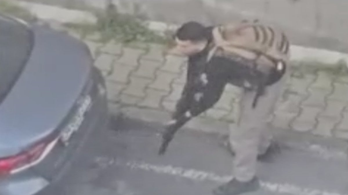 İsrail Başkonsolosluğu’nda çıkan çatışmada saldırganların etkisiz hale getirildiği anlar