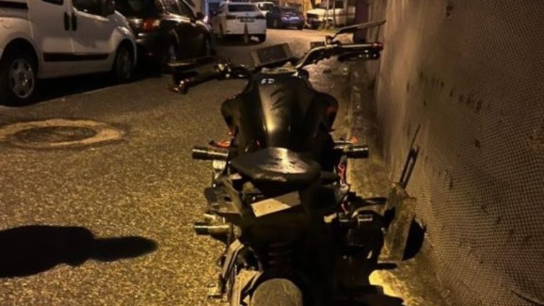 İstanbul’da abartı egzozlu motorcuya 454 bin lira para cezası uygulandı