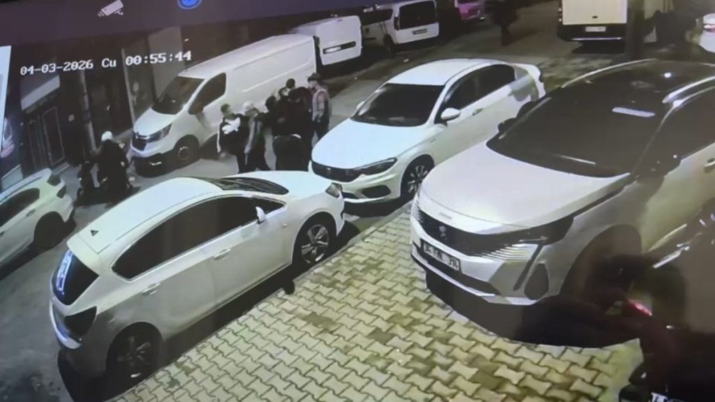 İstanbul’da sipariş teslim etmeye giden kuryenin motosikletinde hırsızlık