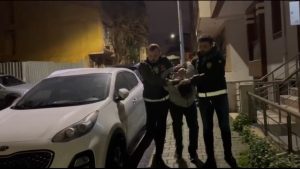 İstanbul’da yol verme tartışmasında araç kurşunladılar