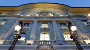 İsviçre enflasyonu yüzde 0,3 ile bir yılın zirvesinde