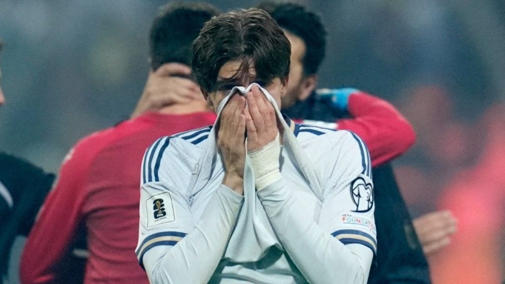 İtalya, Dünya Kupası’na art arda 3. kez gidememenin hayal kırıklığını yaşıyor