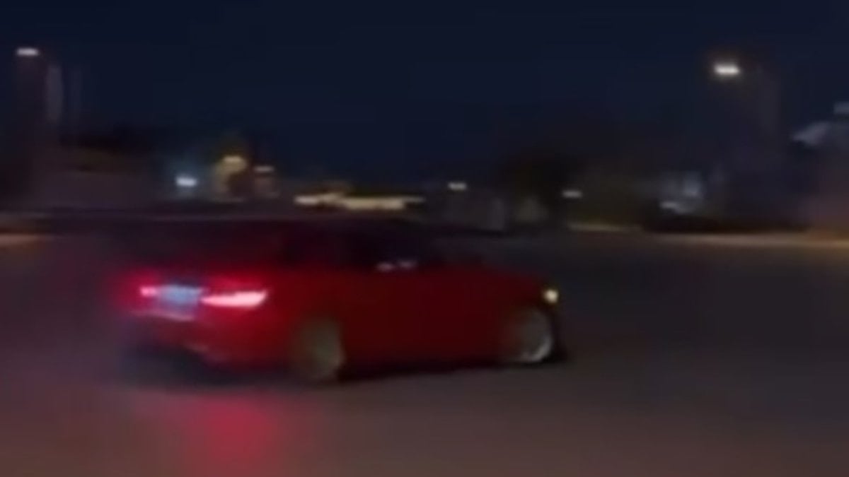 İzmir’de drift atıp sosyal medyada paylaşan sürücüye 165 bin TL ceza