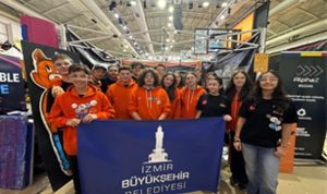 İzmirli gençlerden uluslararası arenada teknoloji zaferi