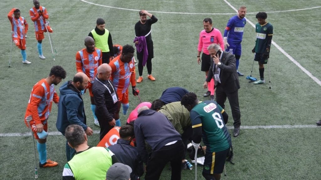 Kalp krizi geçiren antrenör Mustafa Bebe hayatını kaybetti