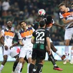Kocaelispor – Başakşehir maçında gol sesi yok