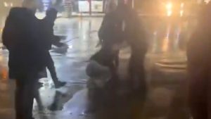 Kocasıyla ilgili özel bilgileri paylaştı: Evi terk edince otobüs terminalinde yalvardı