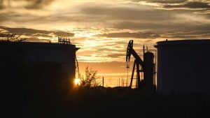 Küresel petrol talebinin 2020’den beri ilk kez azalması bekleniyor