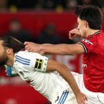 Manchester United’ı 10 kişi bıraktı! Martinez, Calvert-Lewin’in saçını çekti